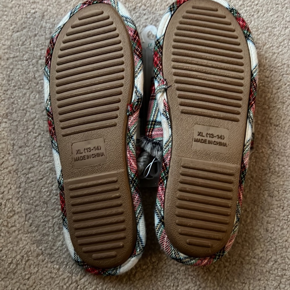 New Winter Slipper’s - Picture 6 of 7